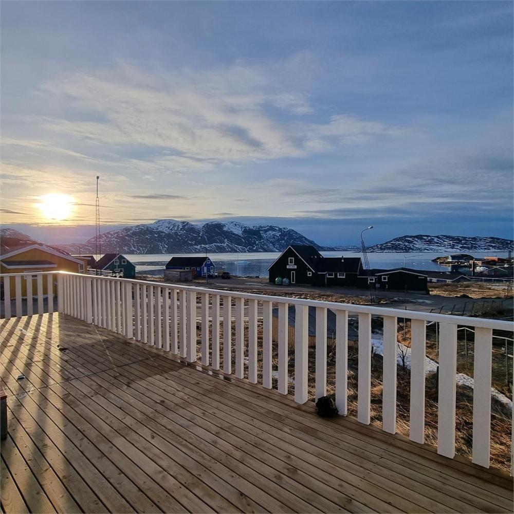 Igdlo Guesthouse Narsaq Экстерьер фото